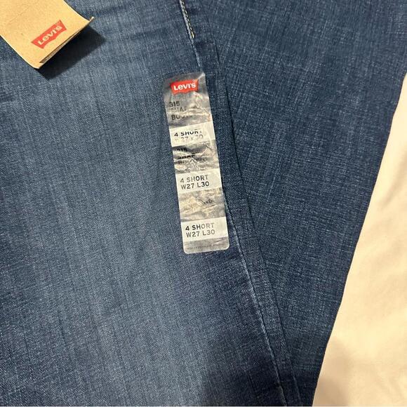 Levi’s 315 Shaping Bootcut Jeans - Picture 2 of 4